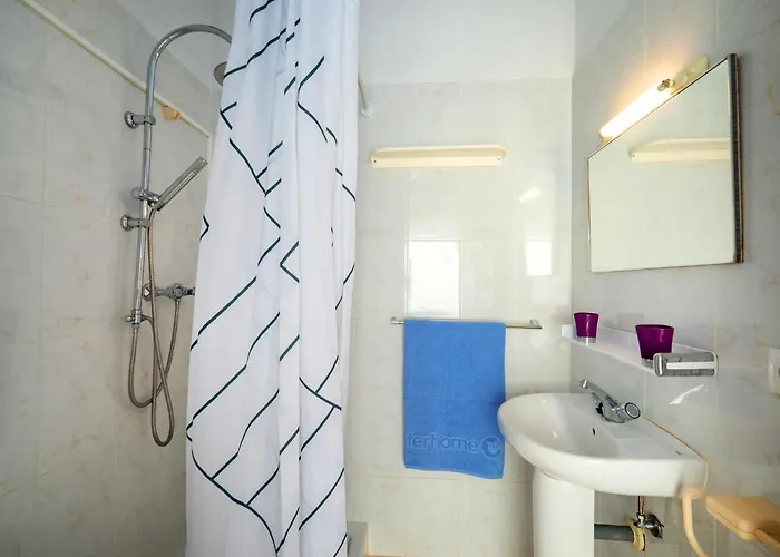 Leon By Interhome Calp