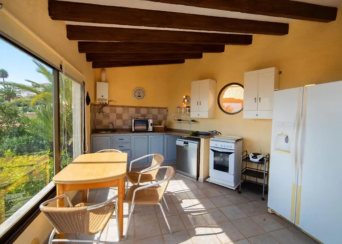 Feriehus Leon By Interhome